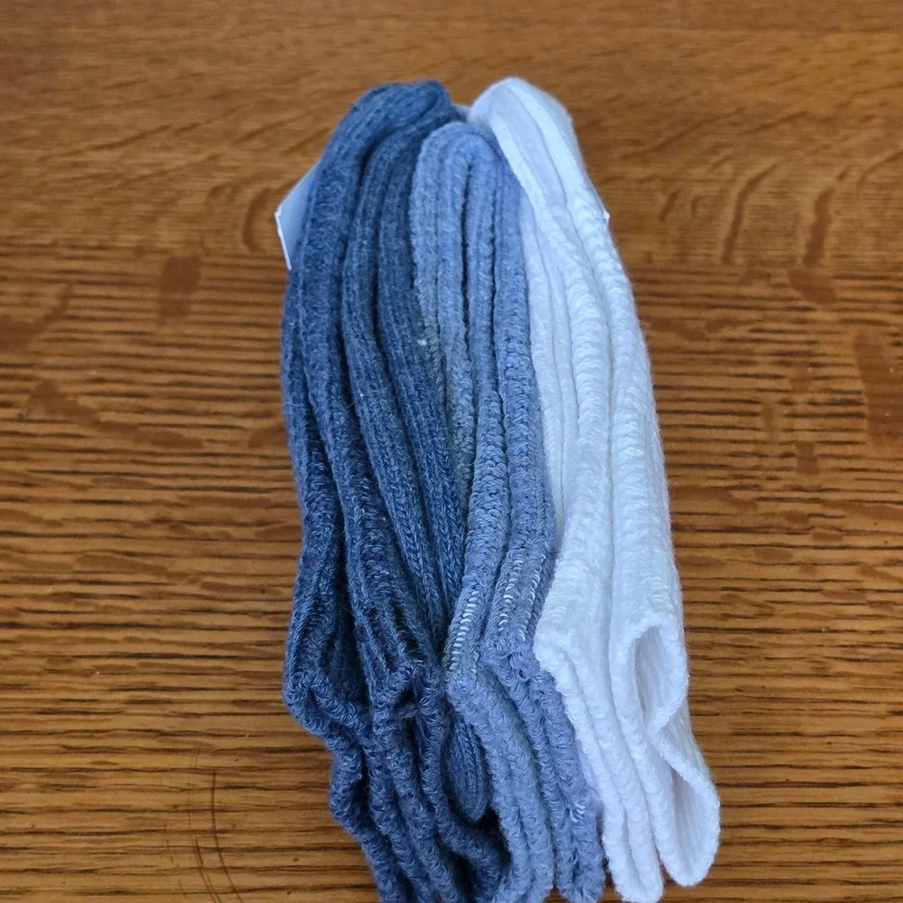 NEW Universal Thread Womens Crew Socks 3 Pairs Blue White Cotton Blend Size 4-10